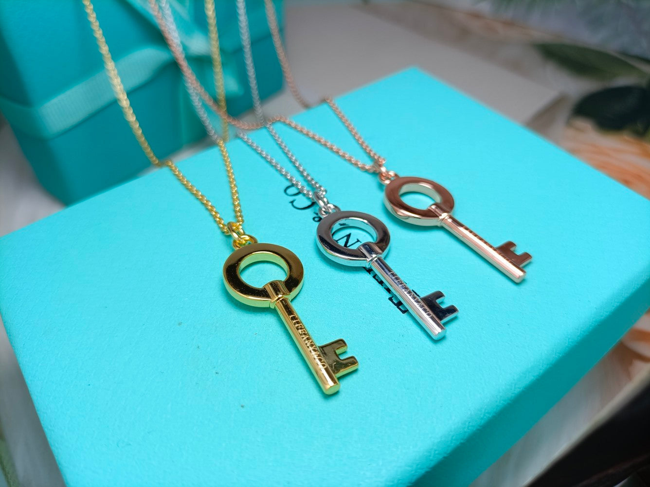 KEY NECKLACE