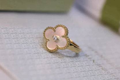 CLOVER PINK MOP RING GOLD DIAMOND