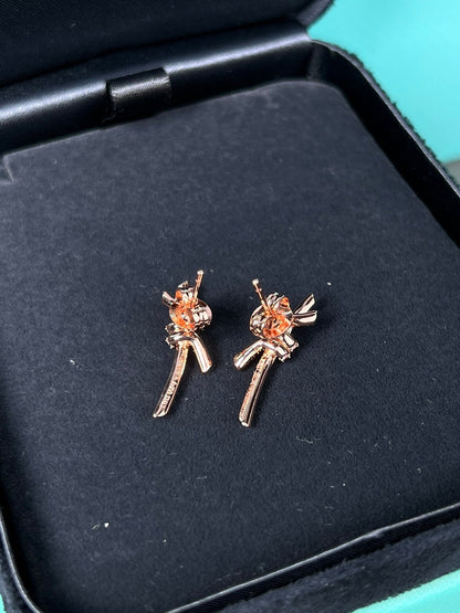 KNOT EARRINGS PINK GOLD DIAMOND