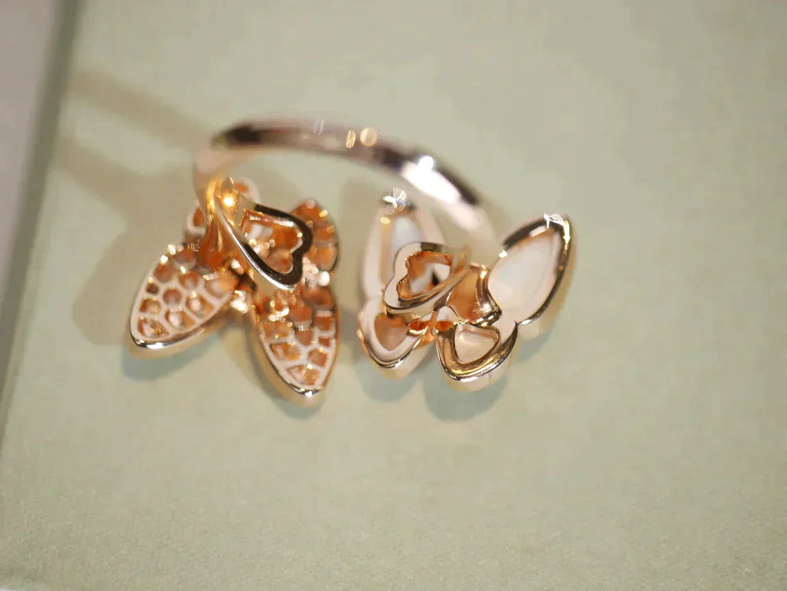 TWIN BUTTERFLY DIAMOND MOP RING