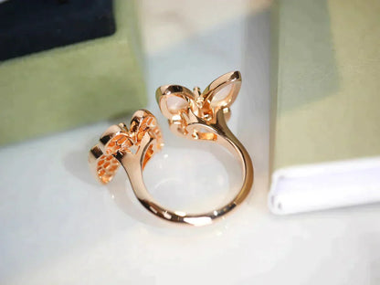 TWIN BUTTERFLY DIAMOND MOP RING