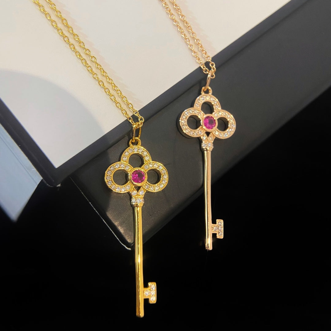 FLORET KEY PENDANT NECKLACE PINK DIAMOND