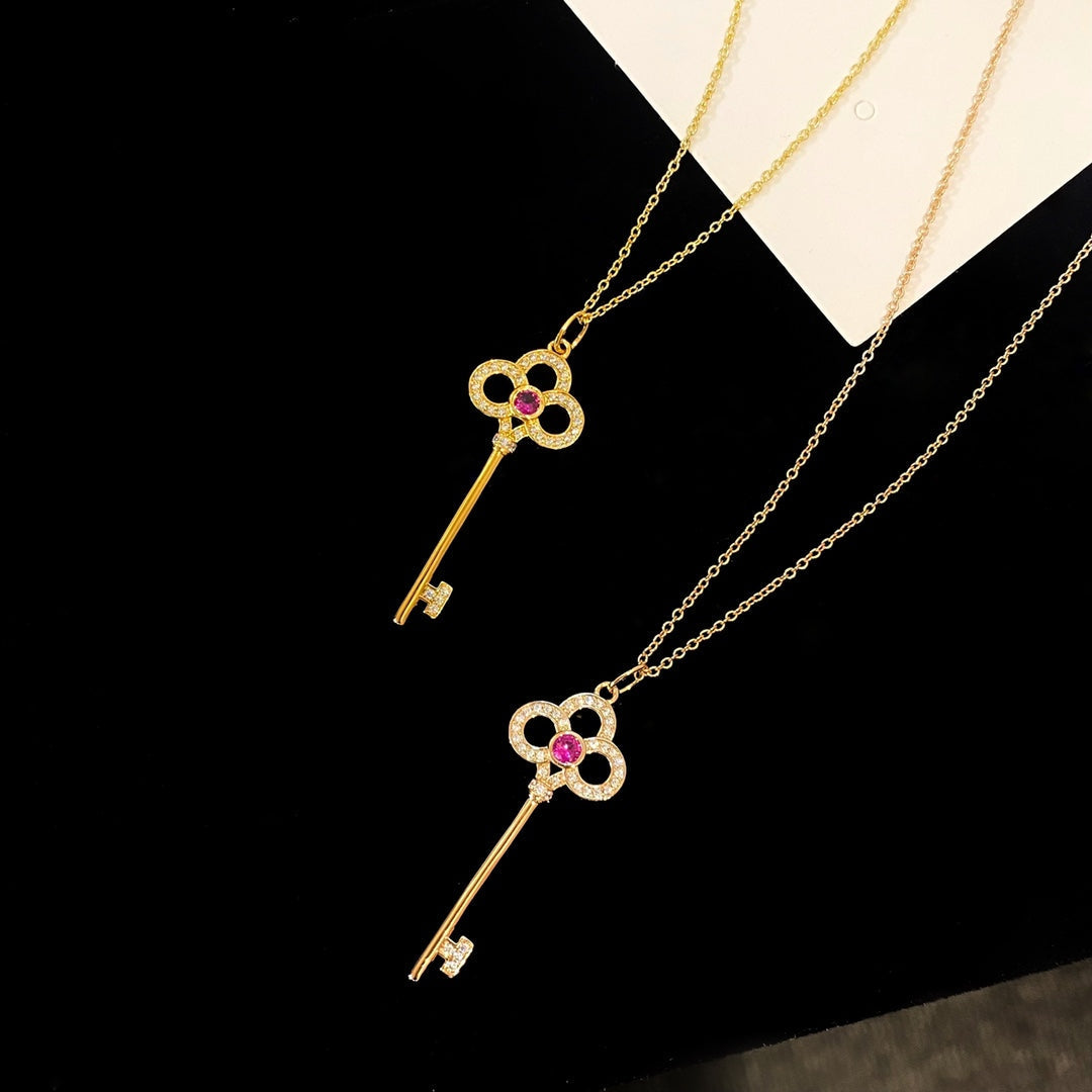 FLORET KEY PENDANT NECKLACE PINK DIAMOND