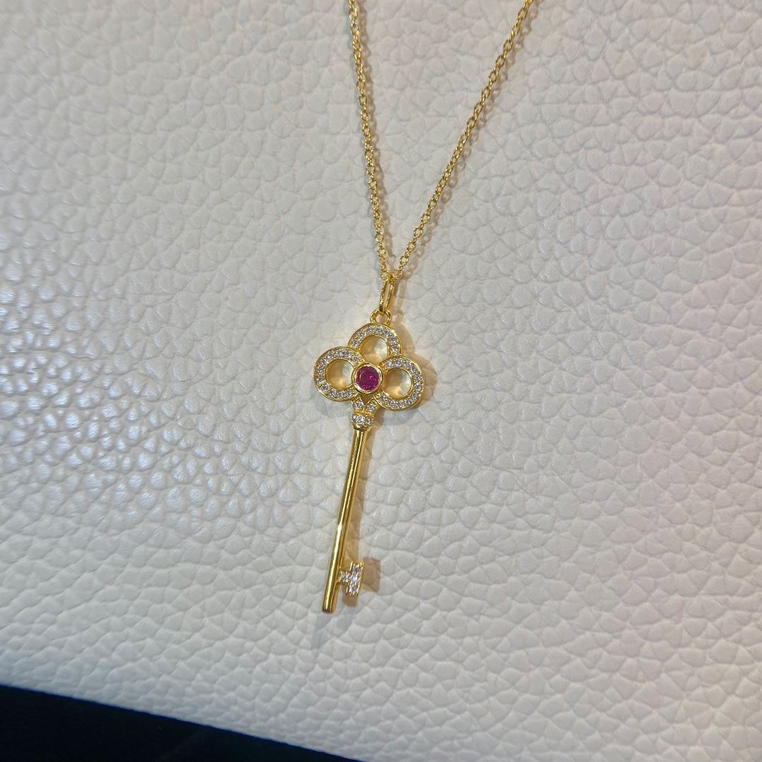 FLORET KEY PENDANT NECKLACE PINK DIAMOND