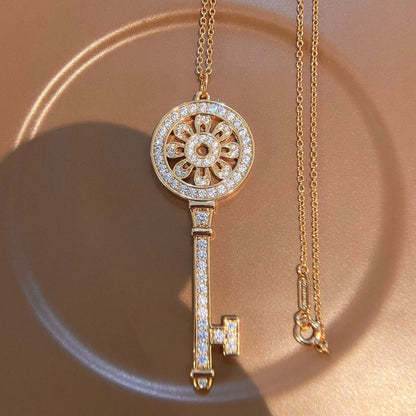 PETAL KEY PENDANT