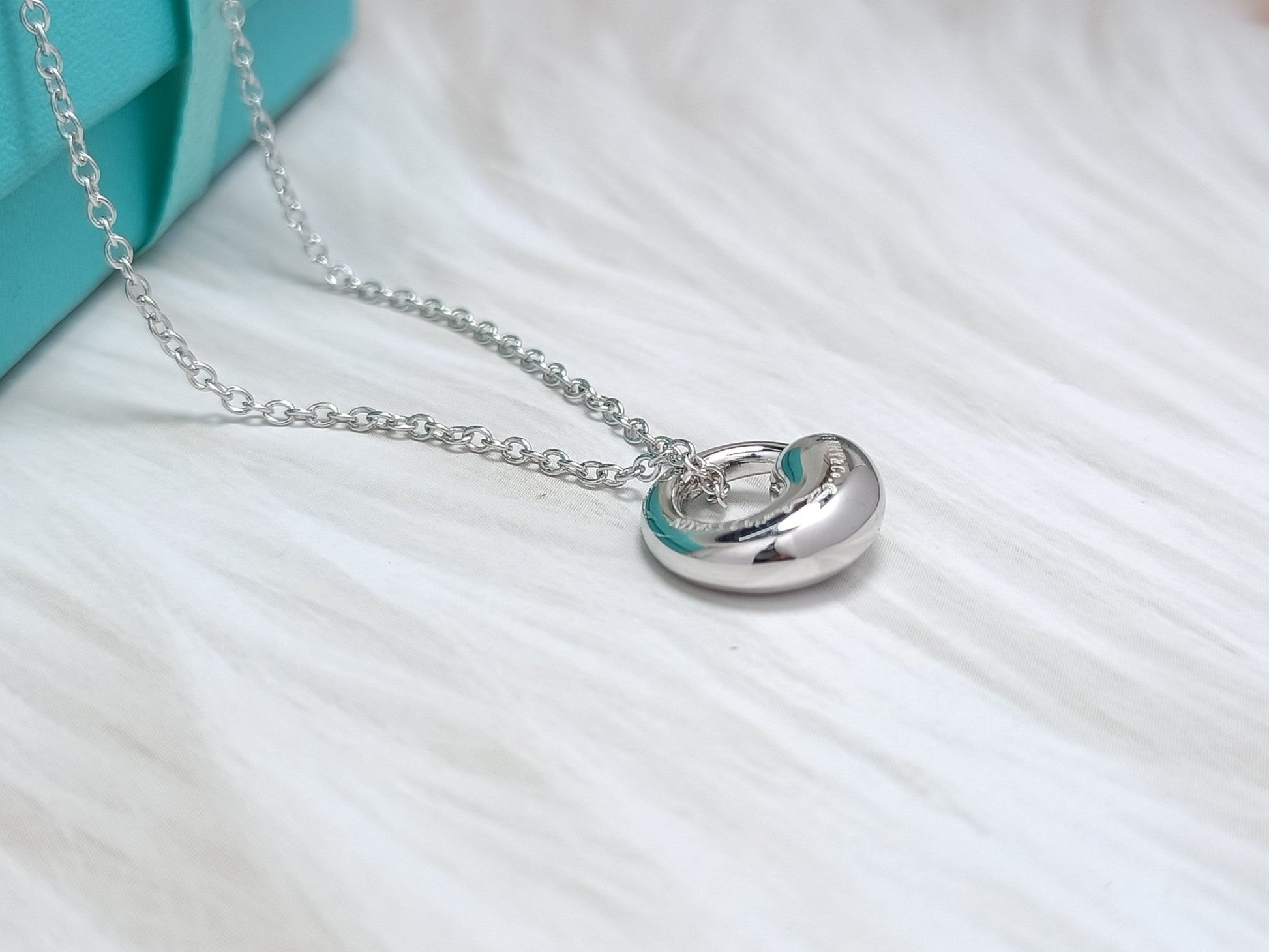 SNAIL PENDANT SILVER NECKLACE