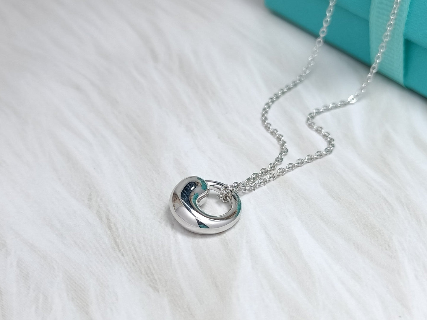 SNAIL PENDANT SILVER NECKLACE