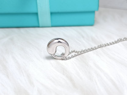 SNAIL PENDANT SILVER NECKLACE