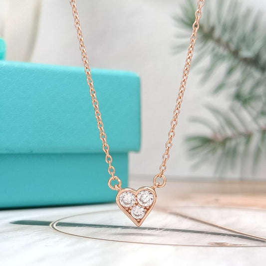 HEART 3 DIAMONDS PENDANT NECKLACE