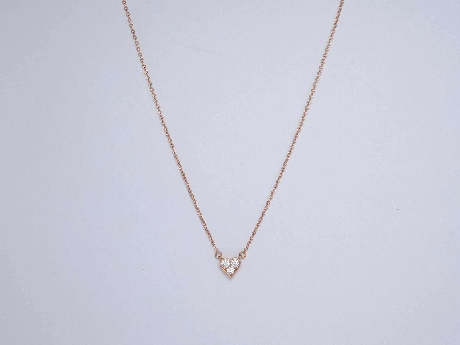 HEART 3 DIAMONDS PENDANT NECKLACE