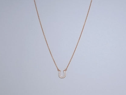 U PENDANT DIAMONDS NECKLACE