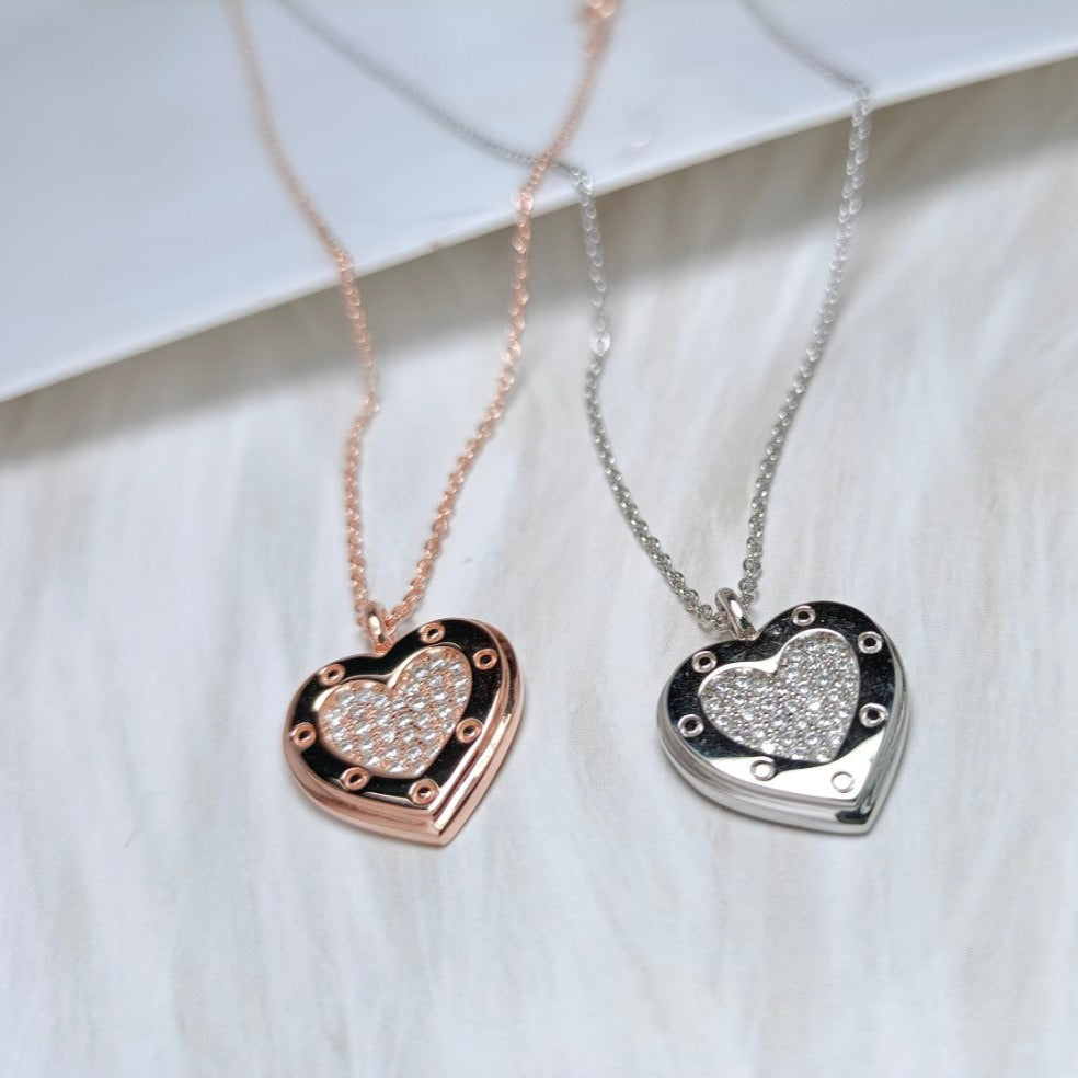 HEART DIAMONDS PENDANT NECKLACE