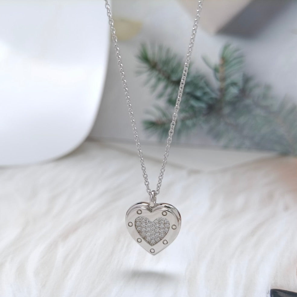 HEART DIAMONDS PENDANT NECKLACE