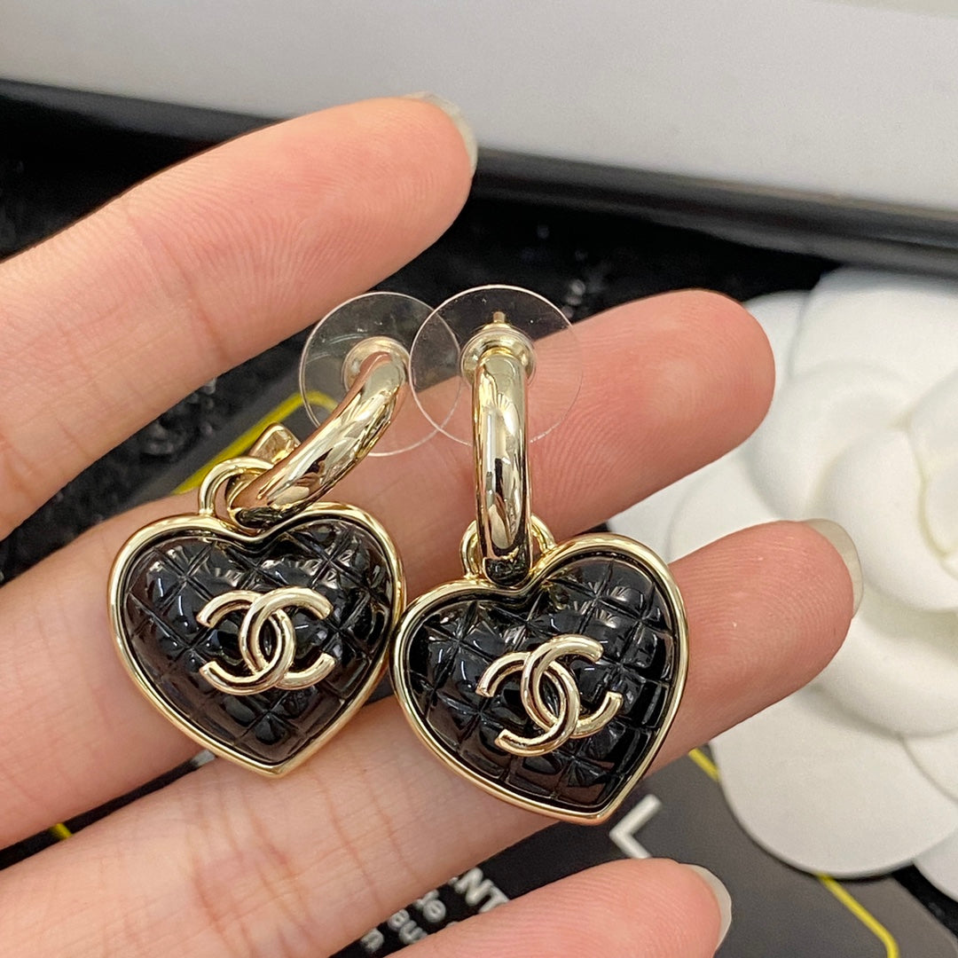 HEART CC QUILTED DROP EARRINGS