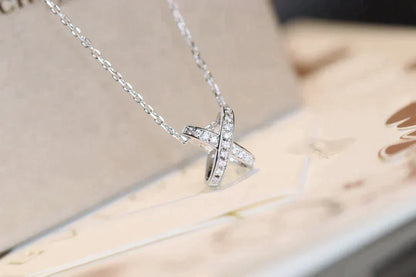 JEUX DE DIAMOND NECKLACE