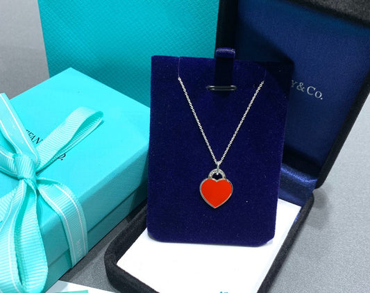 RED HEART NECKLACE