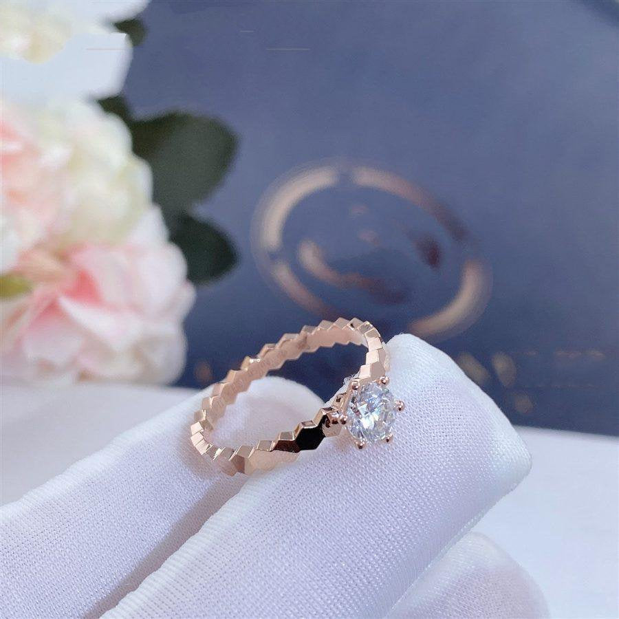 BEE LOVE RING PINK GOLD 1 DIAMOND