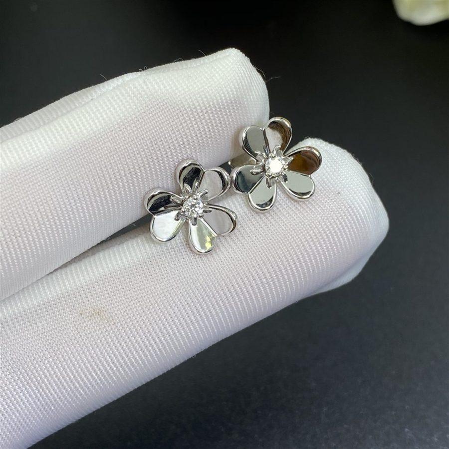 FRIVOLE MINI SILVER FLOWER EARRINGS