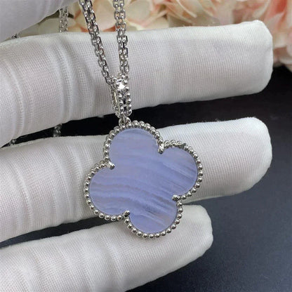 CLOVER SILVER CHALCEDONY BIG CLOVER NECKLACE